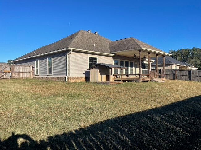 2603 Redcliff Dr in Benton, AR - Building Photo - Building Photo