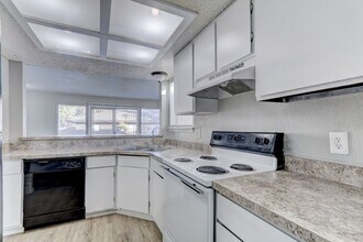 3808 Penny Dr in Midwest City, OK - Building Photo - Building Photo
