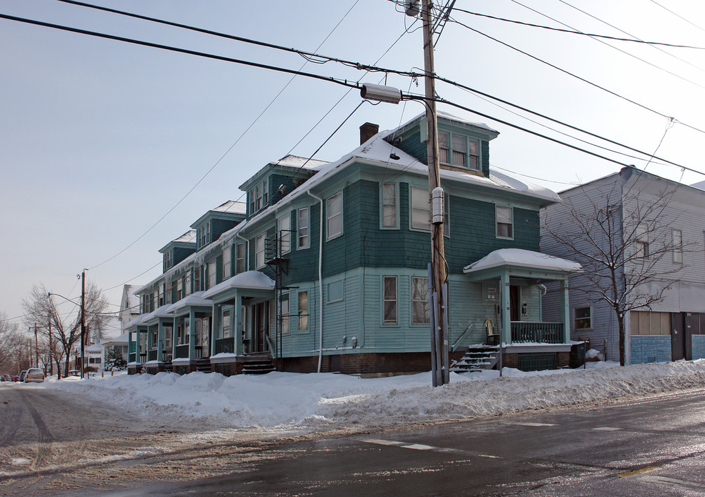 99-107 Weaver St in Rochester, NY - Building Photo