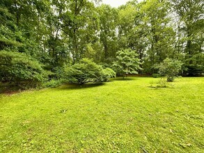 15 Highland Rd in Mansfield, CT - Building Photo - Building Photo