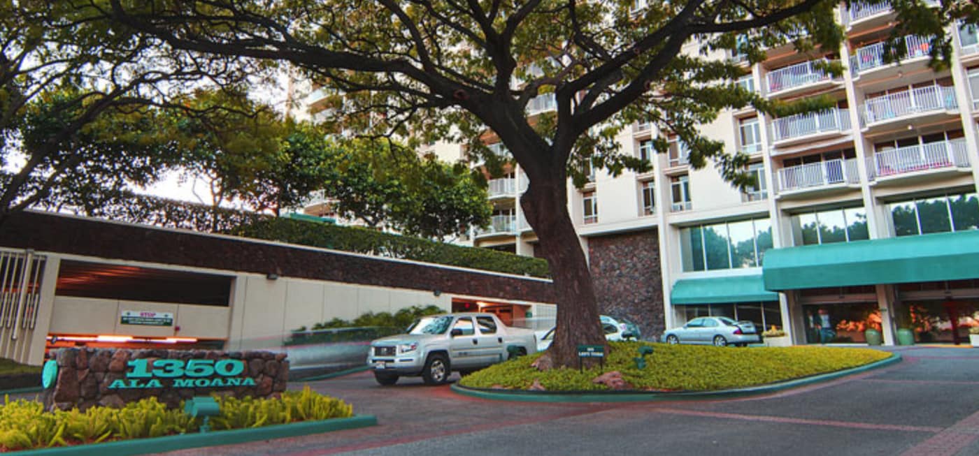 1350 Ala Moana Blvd in Honolulu, HI - Foto de edificio