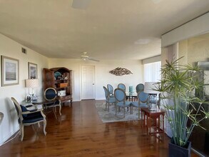 15171 Cedarwood Ln, Unit 3704 in Naples, FL - Building Photo - Building Photo