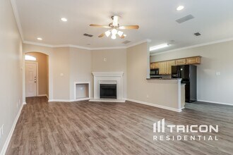 13905 Rustler Pass Ranch Rd in Roanoke, TX - Building Photo - Building Photo