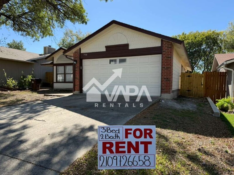 7916 Pepper Trail in San Antonio, TX - Building Photo
