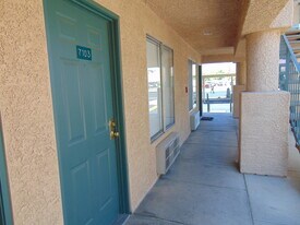 100 Pulsipher Ln in Mesquite, NV - Building Photo