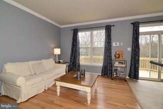 14237 Legend Glen Ct in Gainesville, VA - Building Photo - Building Photo