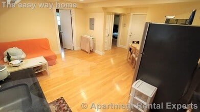 156 Magazine St, Unit #B in Cambridge, MA - Foto de edificio - Building Photo
