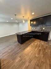 9110 S Essex Ave in Chicago, IL - Building Photo - Building Photo