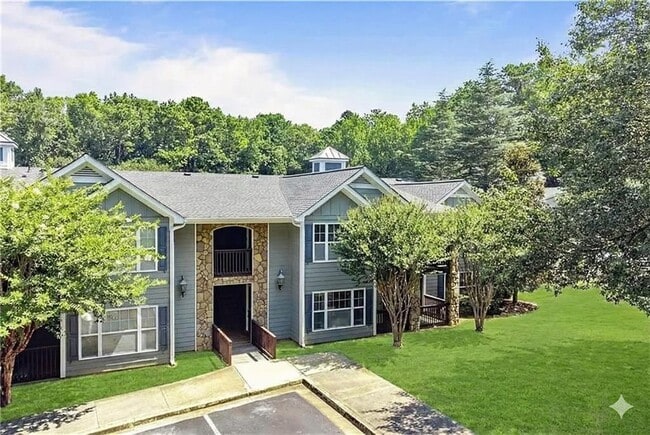 property at 1002 Madison Ln S E