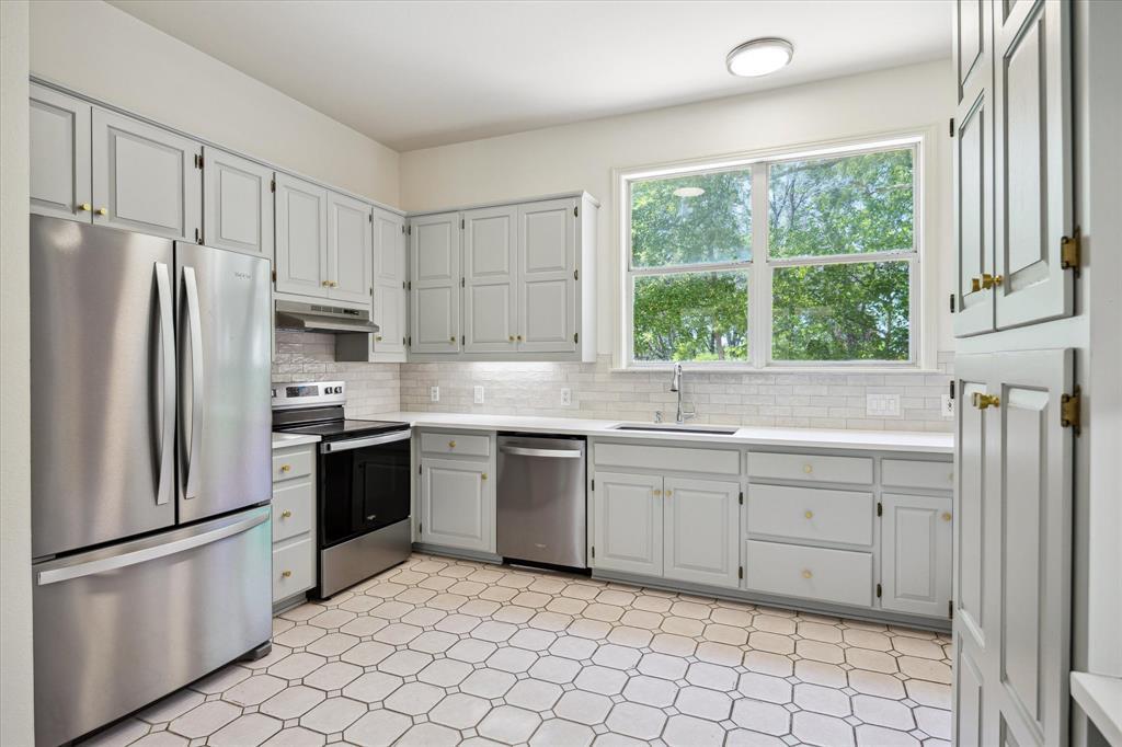 1700 Patterson Rd in Austin, TX - Building Photo