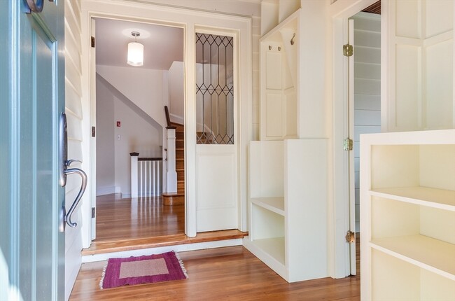 29 Devereaux St in Arlington, MA - Building Photo - Building Photo