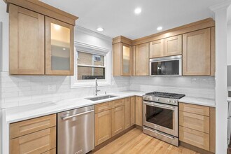 223 Kenloch Ave in Libertyville, IL - Building Photo - Building Photo
