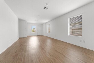 18979 Panzini Dr in New Caney, TX - Building Photo - Building Photo