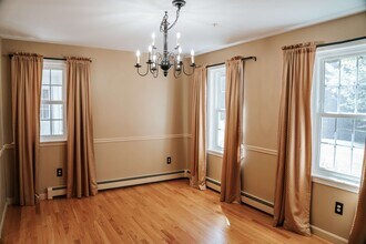 10 Herrick Rd in Gorham, ME - Building Photo - Building Photo
