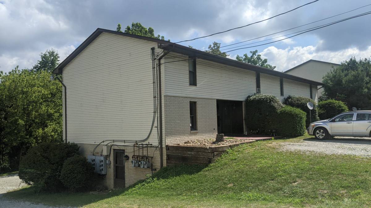 107 Martin Dr in Apollo, PA - Building Photo