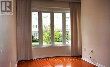 29-129 Rosebank Dr in Toronto, ON - Building Photo - Building Photo