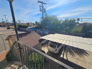 1517 W Thomas Rd, Unit Unit 3 in Phoenix, AZ - Building Photo - Building Photo