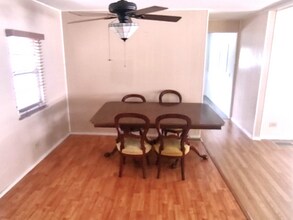 7001 142nd Ave N in Largo, FL - Building Photo - Building Photo