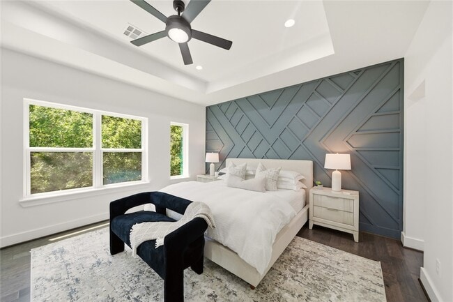 property at 5024 Winnetka St