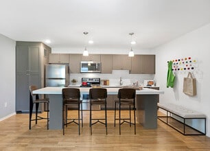 Quail Ridge in Plainsboro, NJ - Building Photo - Building Photo