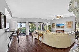 107 Waterview Dr in Palm Beach Gardens, FL - Building Photo - Building Photo