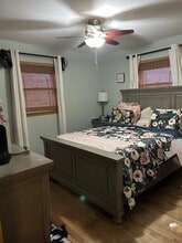 2010 Richard St in Aurora, IL - Foto de edificio - Building Photo