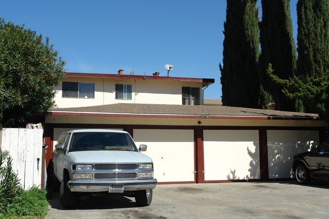 3183 Williamsburg Dr in San Jose, CA - Foto de edificio - Building Photo