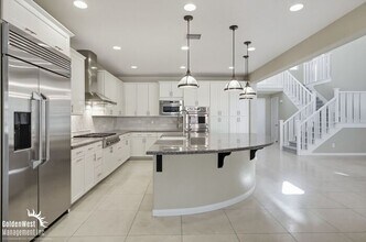 702 Costa Del Sur in San Marcos, CA - Building Photo - Building Photo