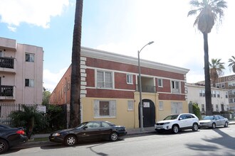 1144 S Grand View St in Los Angeles, CA - Foto de edificio - Building Photo