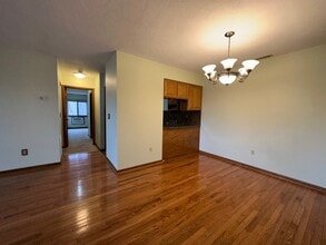 340 Sunderland Rd, Unit 17A in Worcester, MA - Foto de edificio - Building Photo