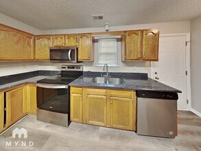 150 Single Oak Dr in Troutman, NC - Building Photo - Building Photo