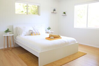 3807 E Weldon Ave in Phoenix, AZ - Foto de edificio - Building Photo