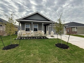 173 Avre Lp in Niederwald, TX - Building Photo - Building Photo