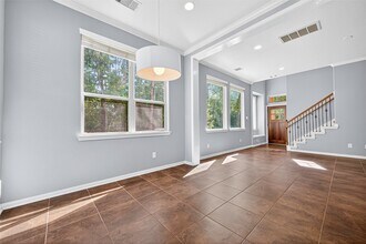 137 Cheswood Manor Drive in The Woodlands, TX - Building Photo - Building Photo