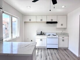 841 1/2 West 64th Street in Los Angeles, CA - Building Photo