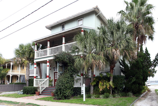 Villas on the Bay in St. Augustine, FL - Building Photo - Building Photo