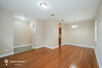 20221 Still Wind Dr in Tampa, FL - Building Photo - Building Photo