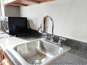 1175 Boylston St, Unit 12 in Boston, MA - Building Photo - Building Photo