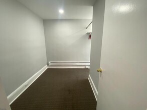 241 Parker Ave in Clifton, NJ - Building Photo - Building Photo