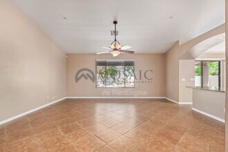 13719 N 93rd Way in Scottsdale, AZ - Building Photo - Building Photo