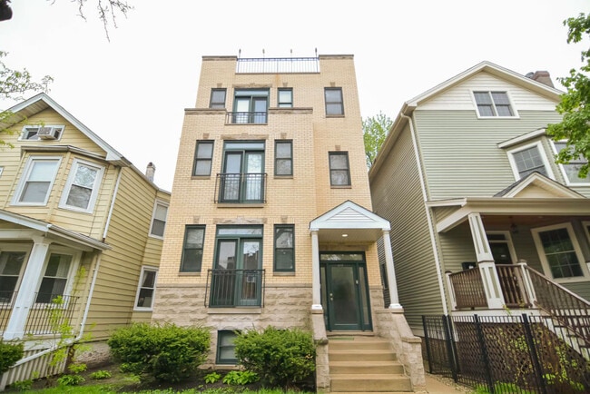 3117 N Damen Ave, Unit 1