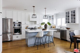 8373 Westlawn Ave in Los Angeles, CA - Building Photo - Building Photo