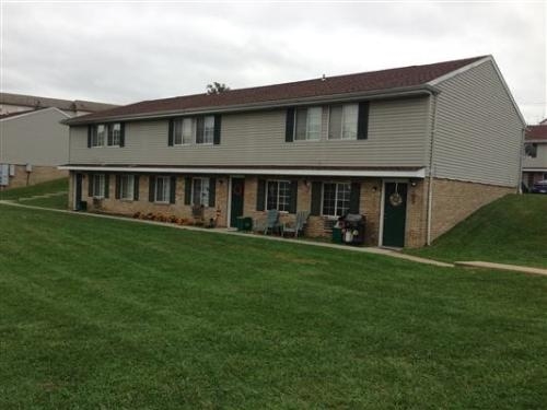 Spring Hollow Apartments in Spring Grove, PA - Foto de edificio