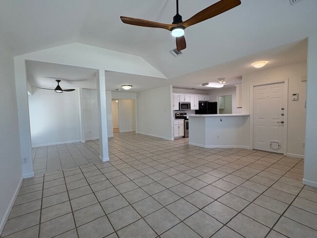 15430 Cruiser St in Corpus Christi, TX - Building Photo - Building Photo