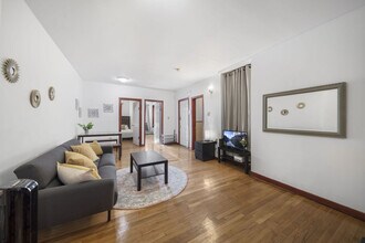 871 Harrison Ave, Unit 1 in Boston, MA - Building Photo - Building Photo