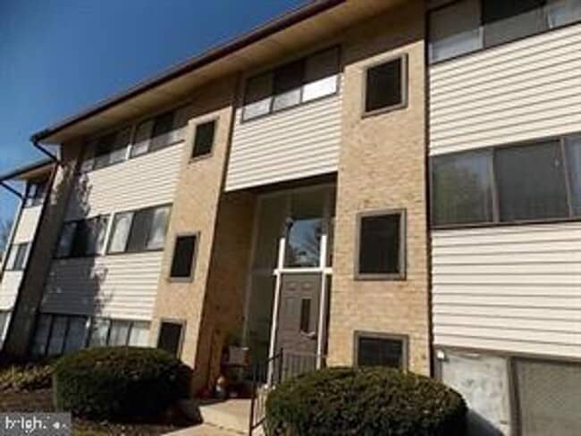 property at 120 Royal Oak Dr