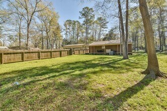 606 Pine Bough Ln in Montgomery, TX - Building Photo - Building Photo