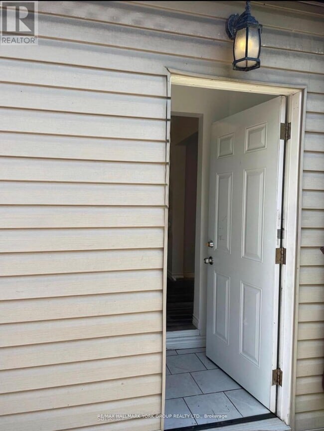 property at 165 Anne St S