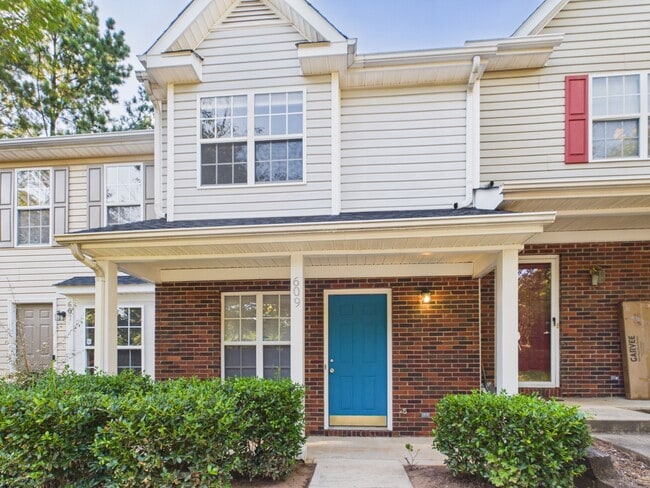 property at 609 Mountainwater Dr