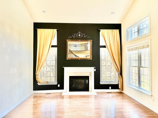 715 Fairway Point Dr in Tega Cay, SC - Building Photo - Building Photo